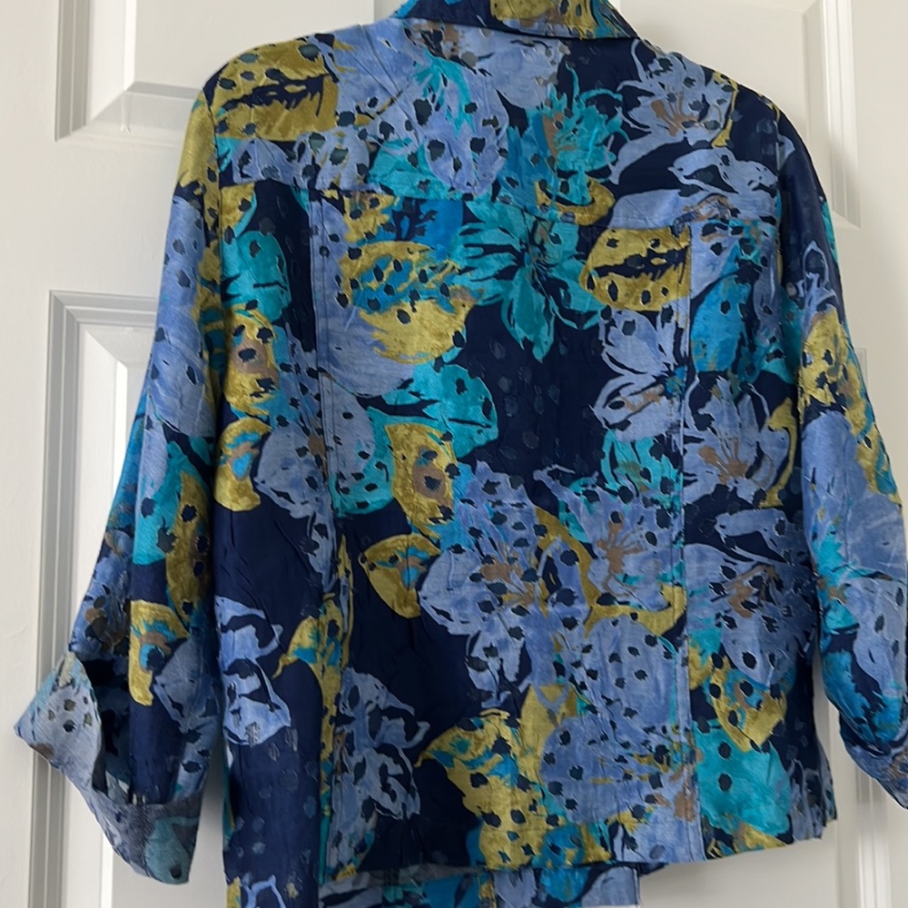 Colorful jacket - Picture 3 of 3